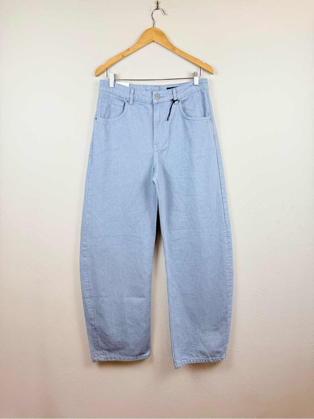 Zara Women’s High Rise Tapper Barrel Leg Blue Jeans Size 6 NWT